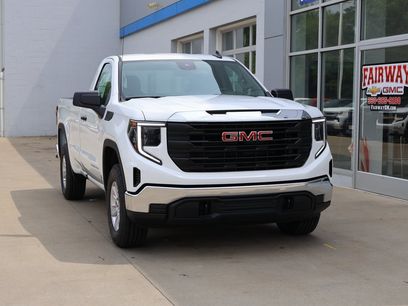New 2025 GMC Sierra 1500 Pro w/ Pro Value Package