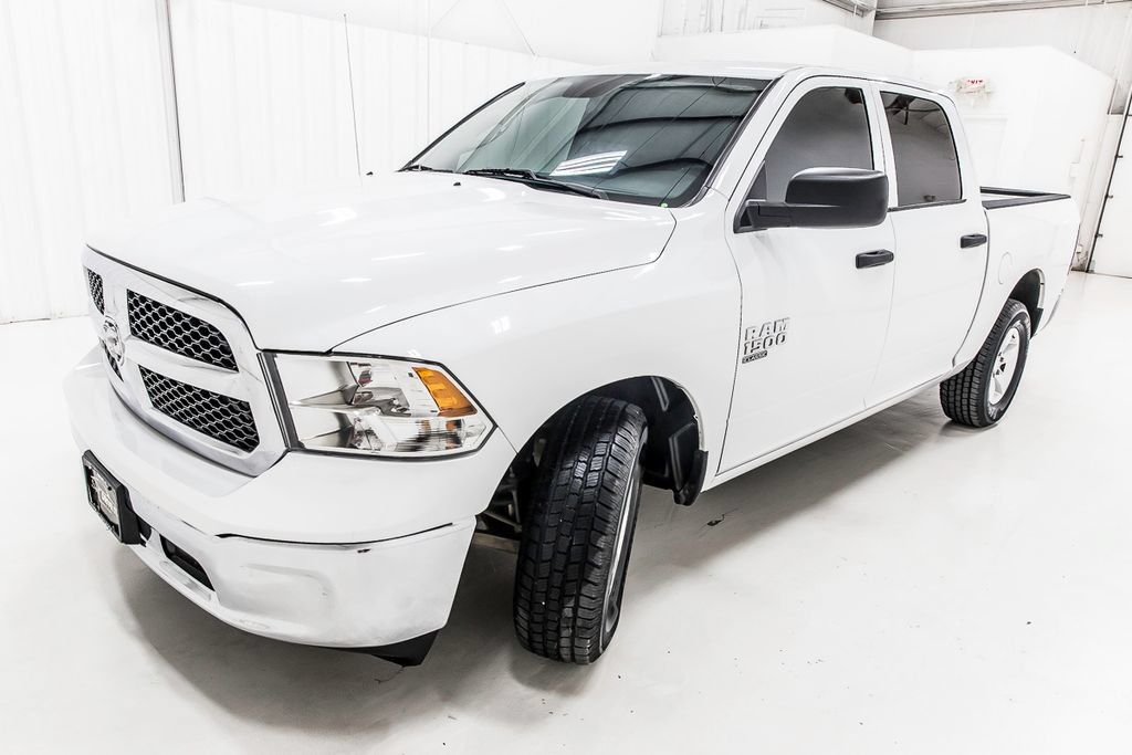 Used 2022 RAM 1500 Classic SLT RWD image 2
