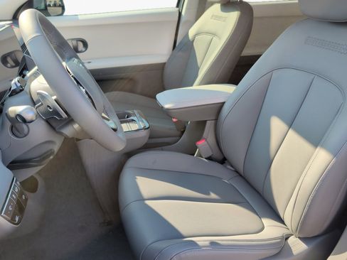 New 2026 Hyundai Ioniq 5 SEL image 9