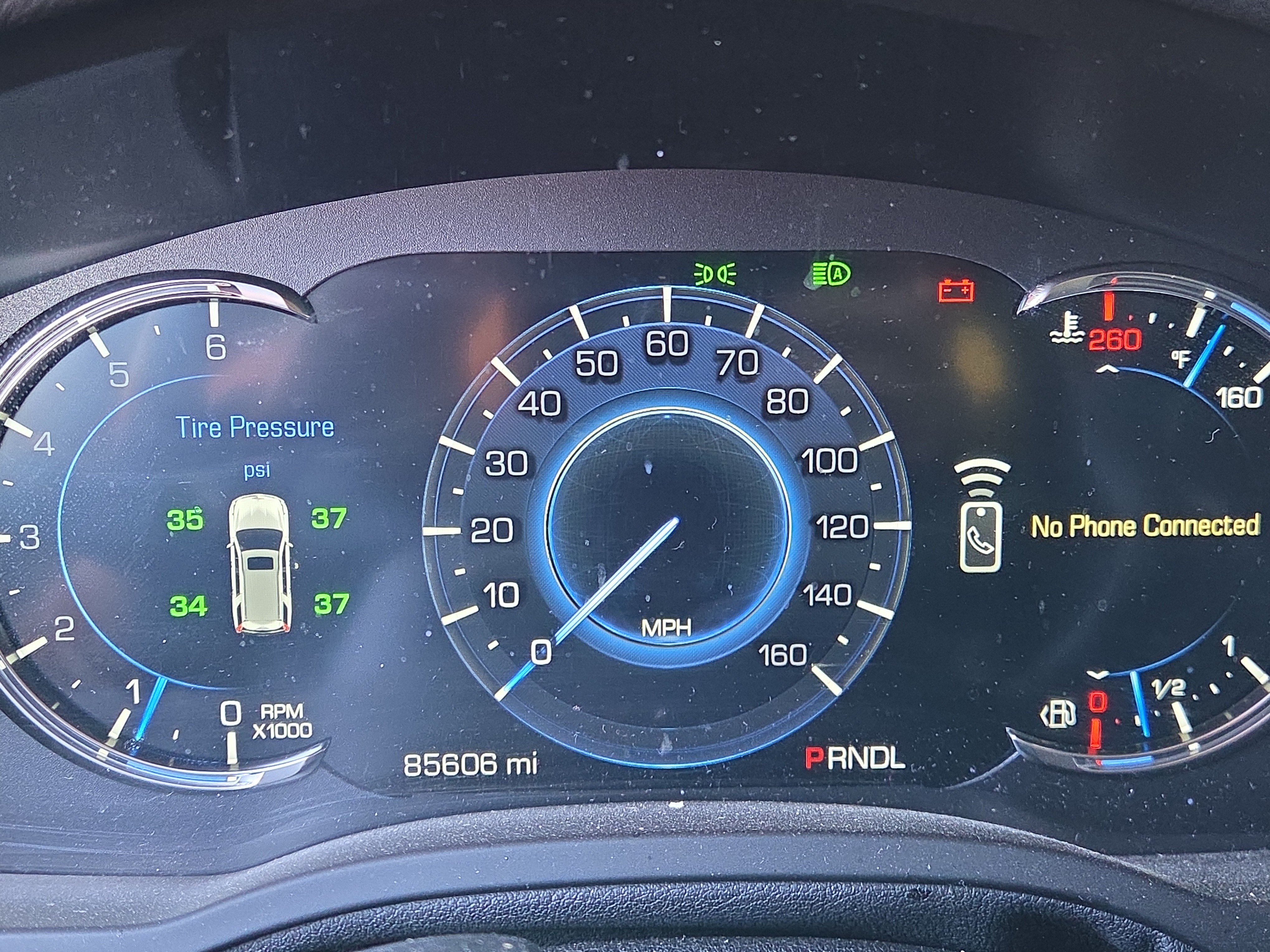 Used 2018 Cadillac Escalade Premium Luxury AWD/4WD image 24