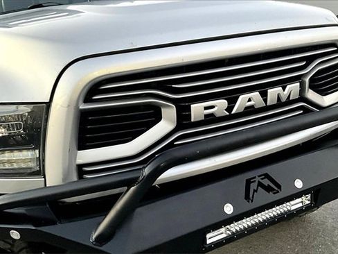 Used 2018 RAM 2500 Laramie w/ Sport Appearance Group image 31