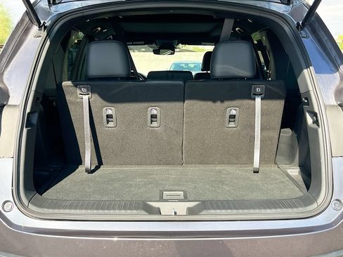 Used 2025 Honda Pilot Black Edition image 27