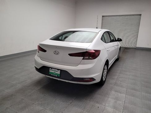 Used 2019 Hyundai Elantra SE w/ Cargo Package FWD image 7