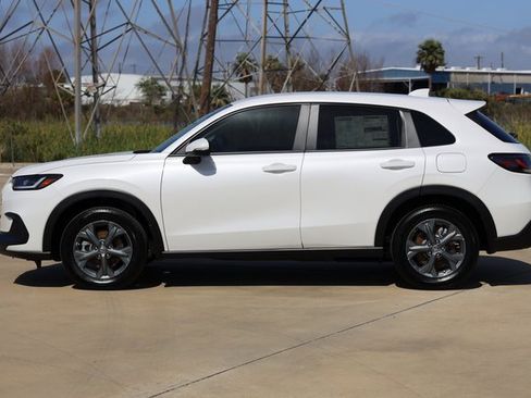 New 2026 Honda HR-V LX image 5