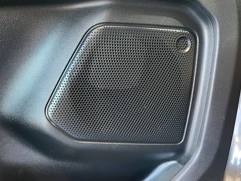 Used 2020 Ford Escape SE FWD image 27