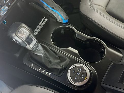 Used 2021 Ford Bronco Black Diamond image 19