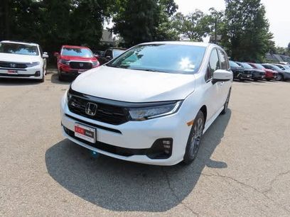 New 2025 Honda Odyssey Touring