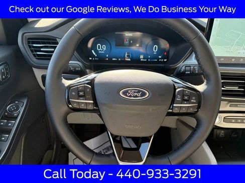 Used 2025 Ford Escape Active w/ Active Premium Tech Pack image 16