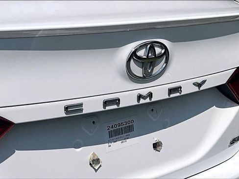 Used 2024 Toyota Camry SE FWD image 10
