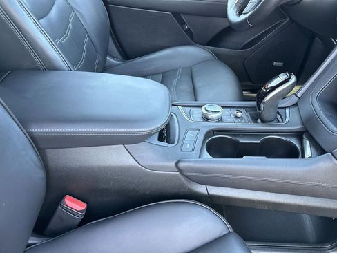 Used 2024 Cadillac XT5 Premium Luxury w/ Platinum Package image 24