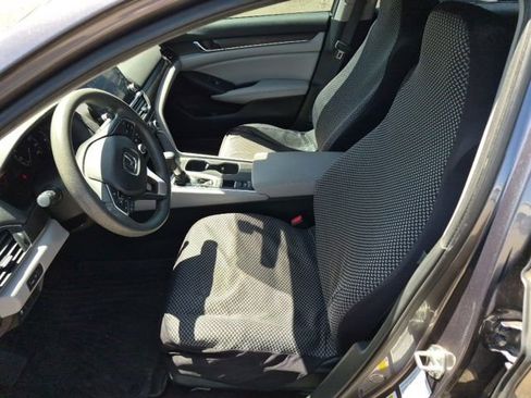 Used 2020 Honda Accord EX image 9