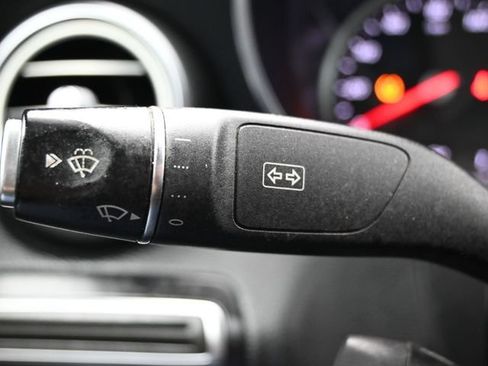 Used 2019 Mercedes-Benz C 300 4MATIC Sedan image 30