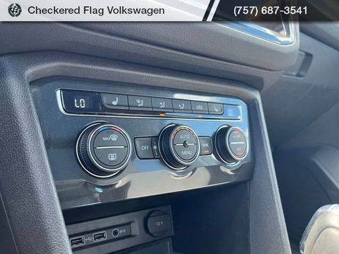 Used 2019 Volkswagen Tiguan SEL w/ 3rd Row Seat Package AWD/4WD image 43
