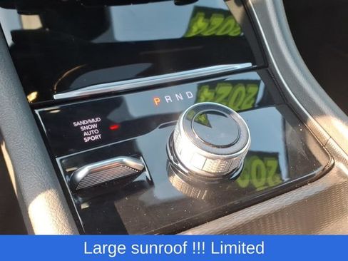 Certified 2024 Jeep Grand Cherokee Limited w/ Black Appearance Package AWD/4WD image 19