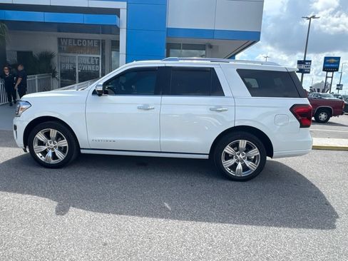 Used 2023 Ford Expedition Platinum AWD/4WD image 7