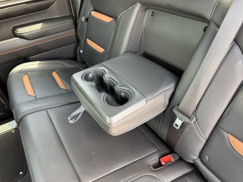 Used 2024 GMC Sierra 1500 AT4 image 39