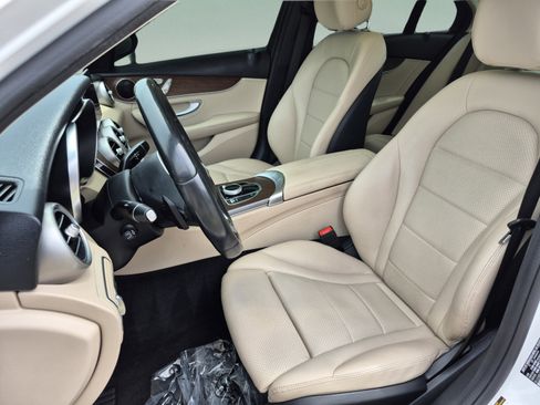 Used 2020 Mercedes-Benz C 300 4MATIC Sedan image 21