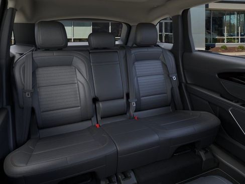 New 2026 Lincoln Nautilus Reserve AWD/4WD image 11