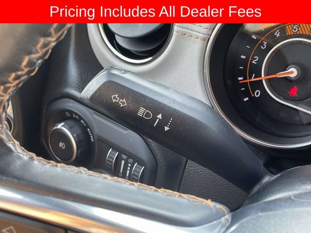 Used 2022 Jeep Wrangler Unlimited Sahara AWD/4WD image 29