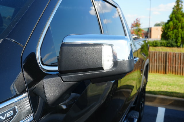 Used 2021 GMC Sierra 1500 SLT w/ SLT Premium Package AWD/4WD image 11