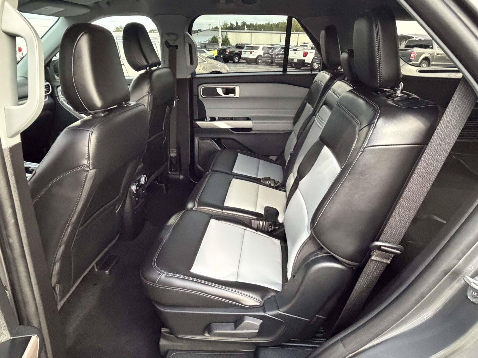 Certified 2023 Ford Explorer XLT w/ Equipment Group 202A AWD/4WD image 25