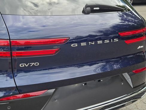 Used 2026 Genesis GV70 2.5T AWD/4WD image 14