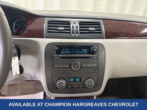 Used 2011 Buick Lucerne CXL FWD image 18