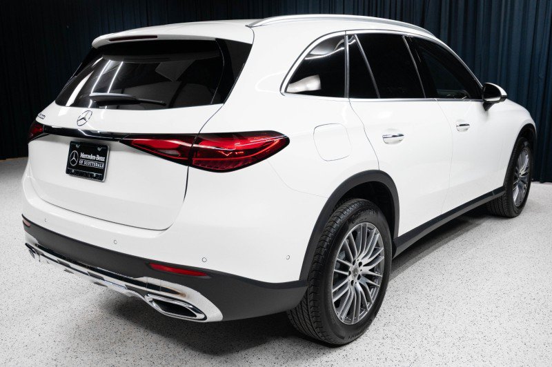 New 2027 Mercedes-Benz GLC 300 image 5