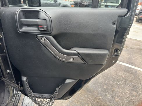 Used 2011 Jeep Wrangler Unlimited Sport AWD/4WD image 10