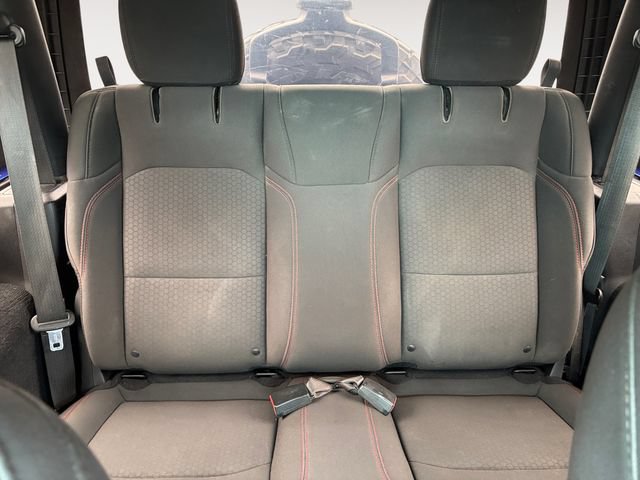 Used 2018 Jeep Wrangler Rubicon AWD/4WD image 13
