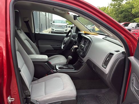 Used 2016 Chevrolet Colorado W/T w/ WT Convenience Package AWD/4WD image 12