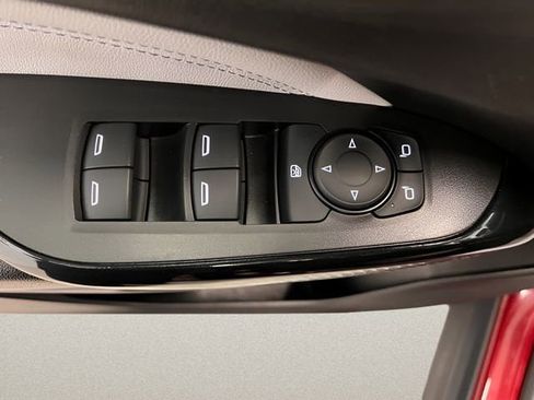 Used 2025 Chevrolet Trax LT image 16