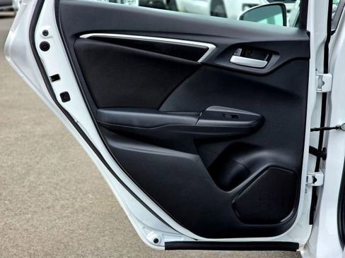 Used 2019 Honda Fit LX image 32