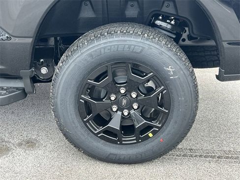 New 2025 Ford F150 Lightning XLT image 8