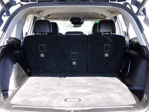 Used 2022 Jeep Grand Cherokee Limited image 27