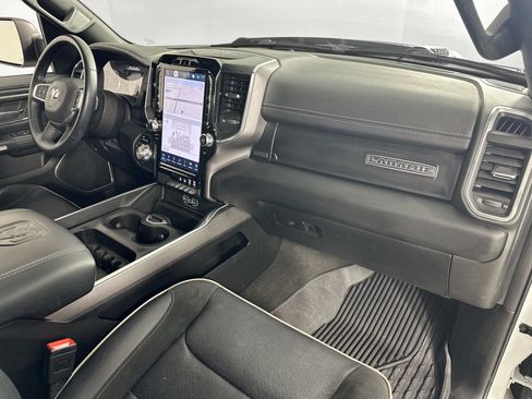 Used 2023 RAM 1500 Laramie AWD/4WD image 27