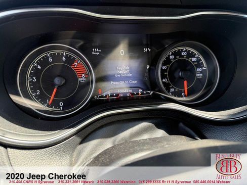 Used 2020 Jeep Cherokee Trailhawk w/ Cold Weather Group AWD/4WD image 41