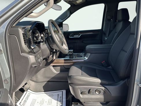 New 2026 Chevrolet Silverado 1500 LT Trail Boss w/ Convenience Package II image 9