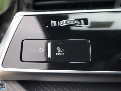 Used 2025 Audi SQ7 Prestige w/ Prestige Package AWD/4WD image 15