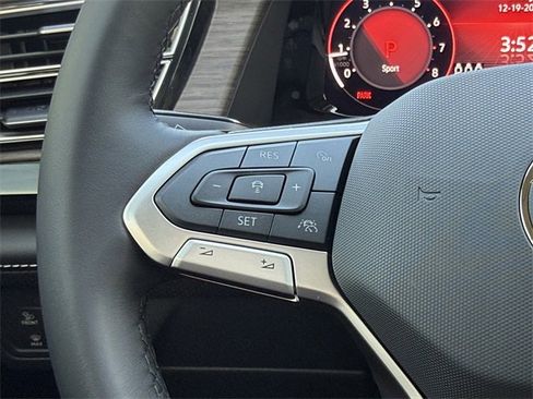 New 2026 Volkswagen Atlas SEL Premium R-Line image 11