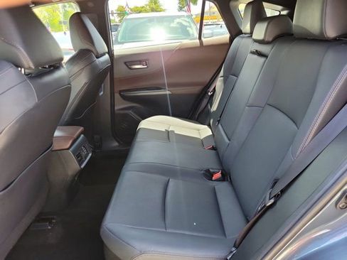 Used 2023 Toyota Venza Limited AWD/4WD image 9