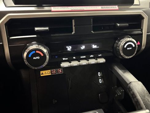 Used 2024 Toyota Tacoma SR5 image 28