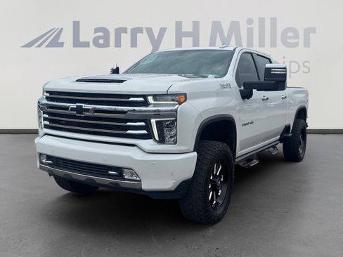 Used 2022 Chevrolet Silverado 2500 High Country AWD/4WD image 1
