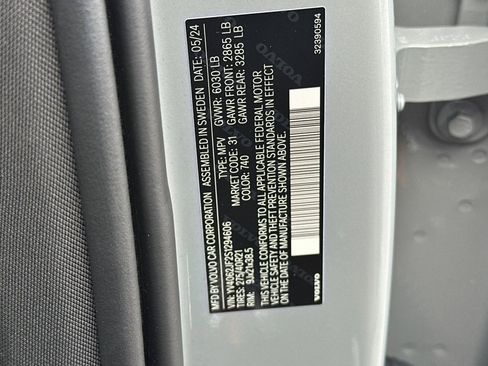 Certified 2025 Volvo XC90 B6 Ultra w/ Protection Package Premier image 31