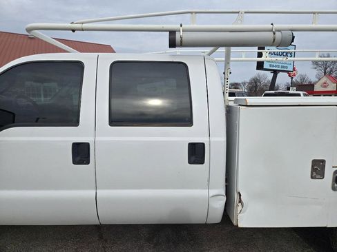 Used 2015 Ford F250 XL w/ Power Equipment Group image 32