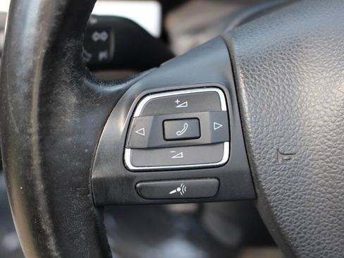 Used 2012 Volkswagen Eos Komfort FWD image 26
