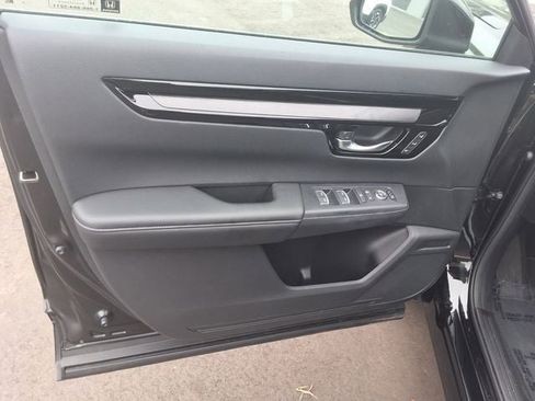 Used 2025 Honda CR-V EX-L image 4