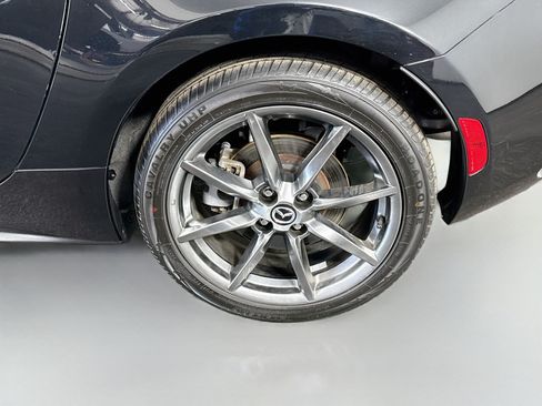 Used 2016 MAZDA MX-5 Miata Grand Touring RWD image 32