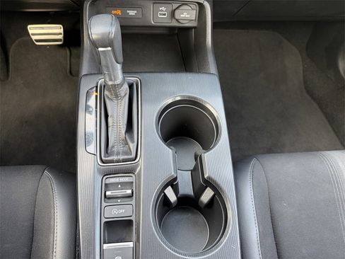 Used 2024 Honda Civic Sport image 29