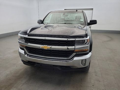 Used 2018 Chevrolet Silverado 1500 LT w/ All Star Edition image 15